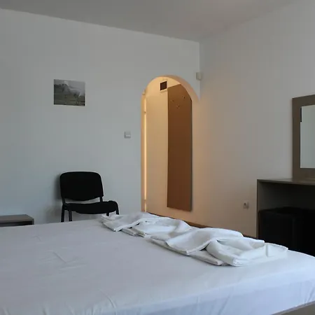 Siana House 2* Ράβντα
